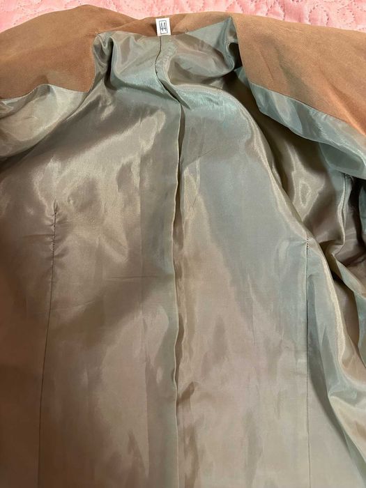 Дамски официален костюм