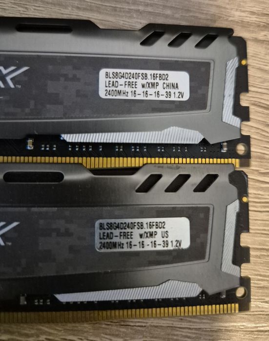 Kit 16GB Memorie Crucial Ballistix Sport LT Gray 8GB, DDR4, 2400MHz, C