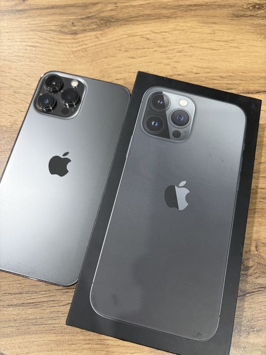 iPhone 13 pro max 128 gb.