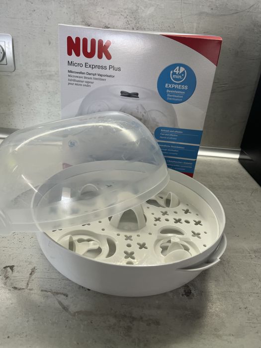 Стерилизатор за микровълнова фурна NUK