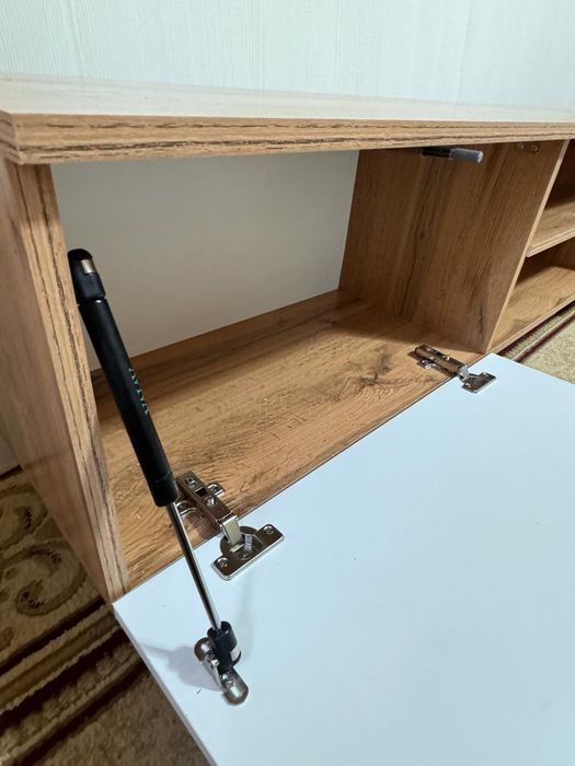 Продам телевизионные тумбы