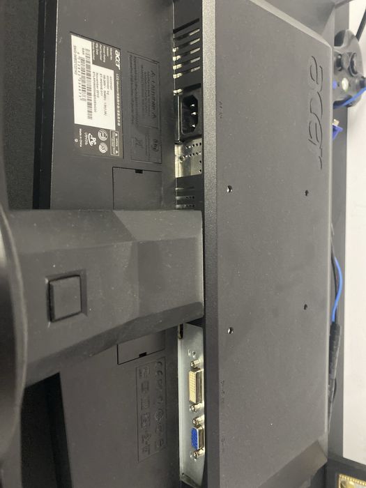 Vând monitor gaming acer G225HQV