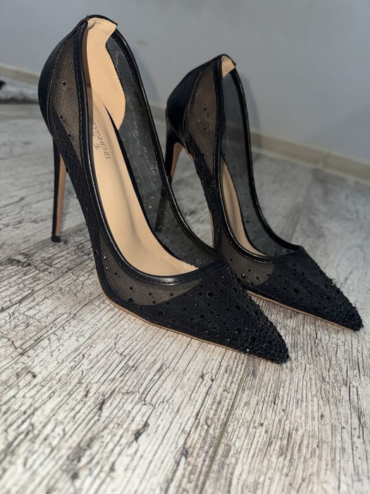 Продавам дамски токчета различни модели