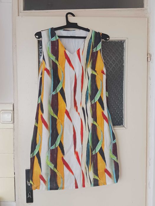 Нова Дамска рокля размер м