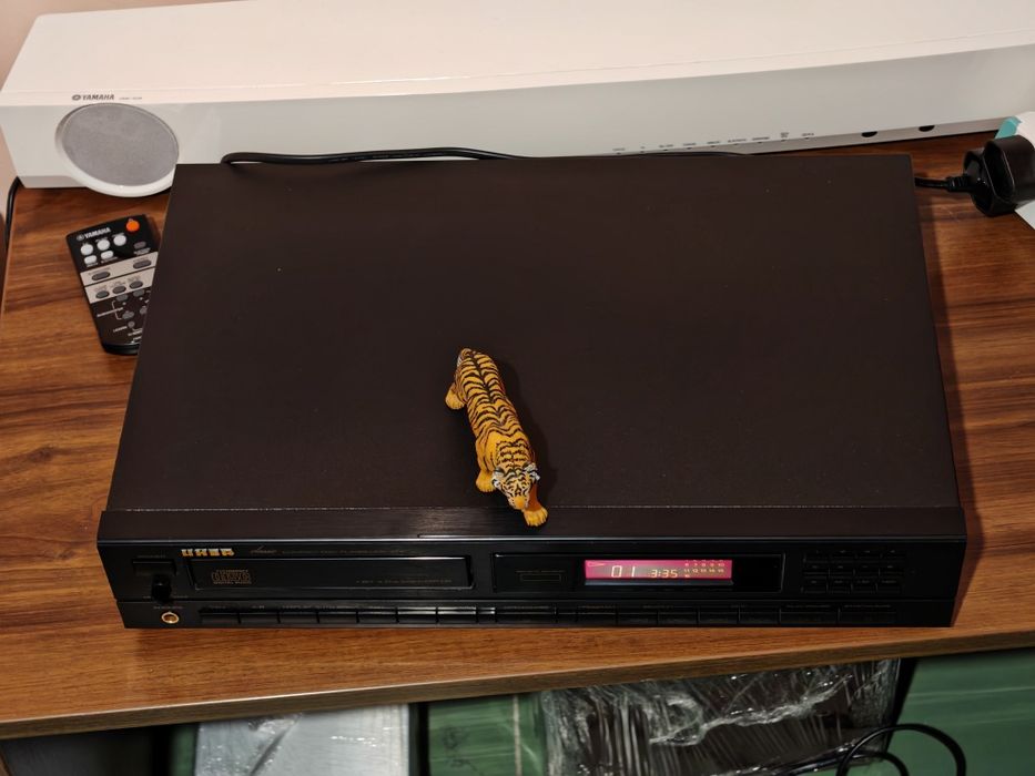 Uher UCD-410R. Cd player de înaltă clasă. Impecabil. Preț fix !
