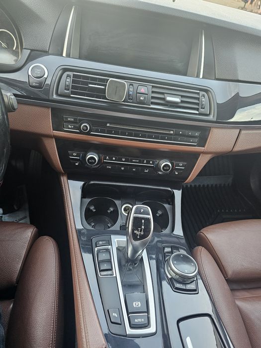 Vând Schimb Bmw 530 2014