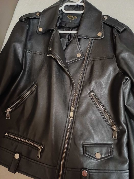 Дамско кожено яке