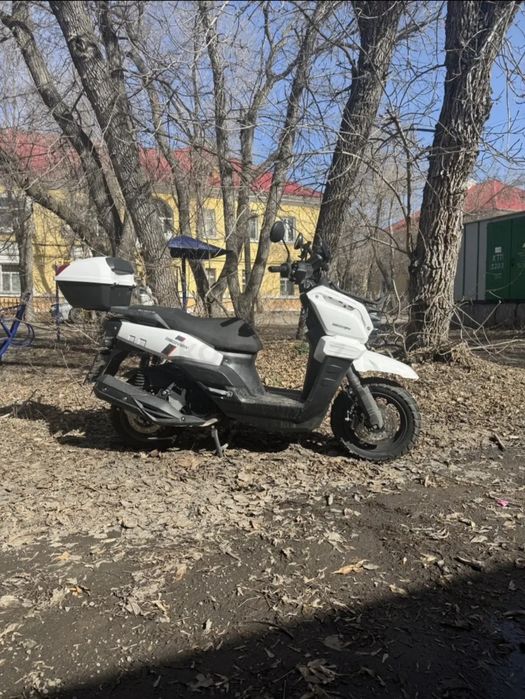 Скутер tank urban