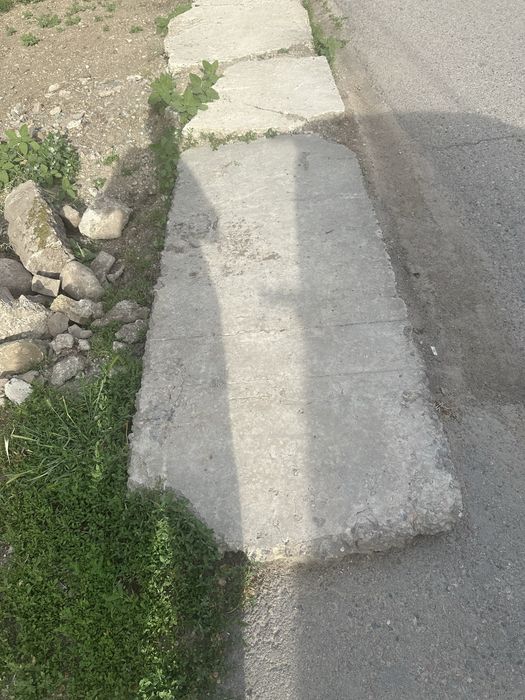 Бетонные плиты 150*100 где то