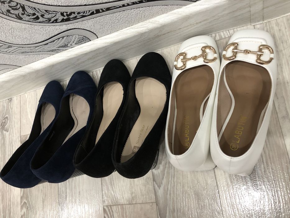 Туфли сатылады. Жағдайы жақсы.