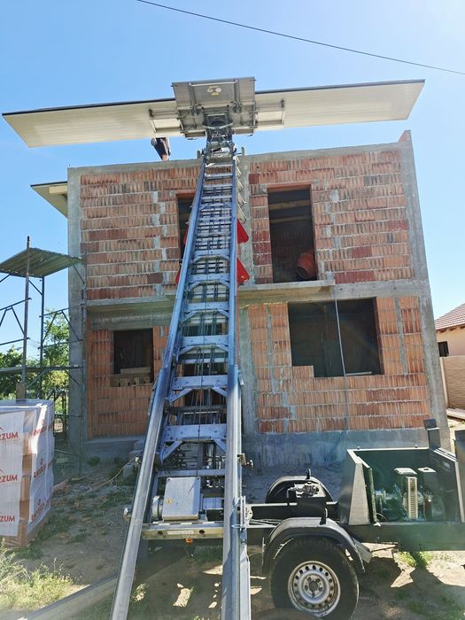 Închiriez lift exterior