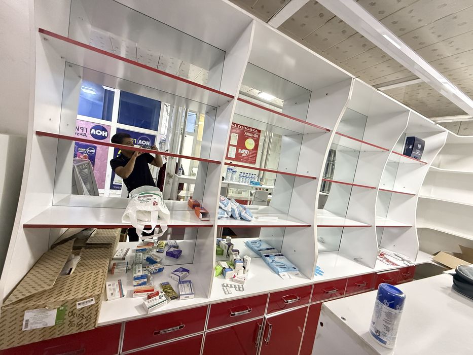 Apteka uchun moʻljallangan mebel 30 mln soʻm