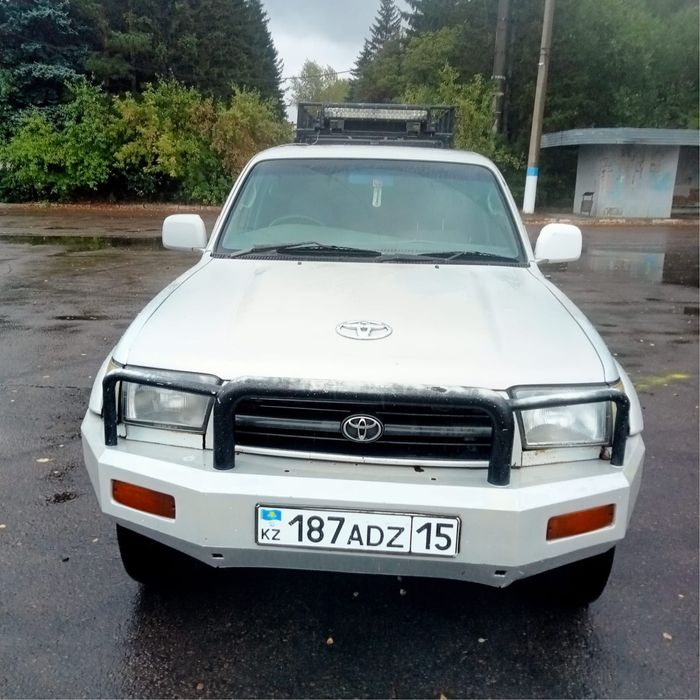 Tayota Hilux Surf