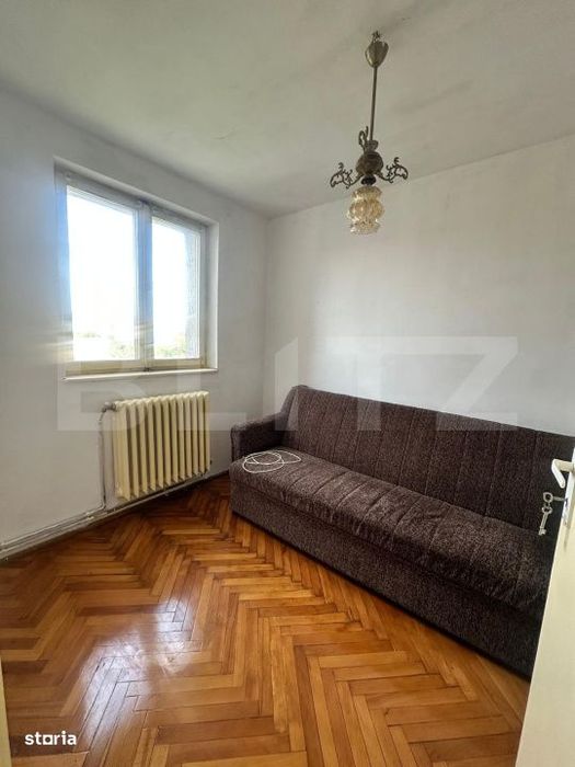 Apartament 3 camere, 35 mp, zona Micro 1