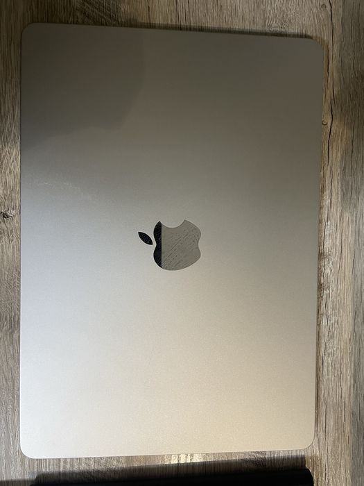 Macbook air m4 13.6 ich