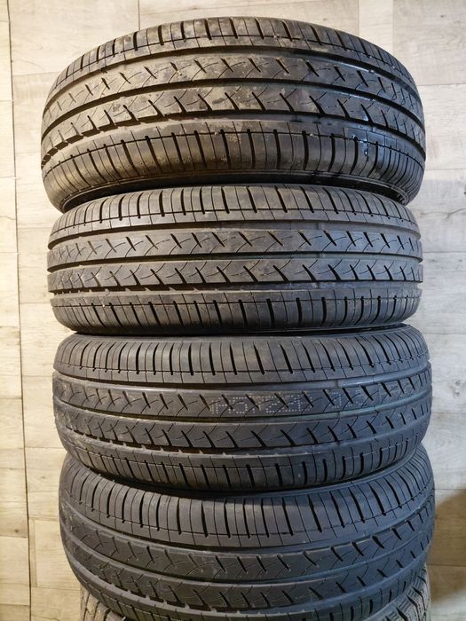 Продам шины комплект абсолютно новые