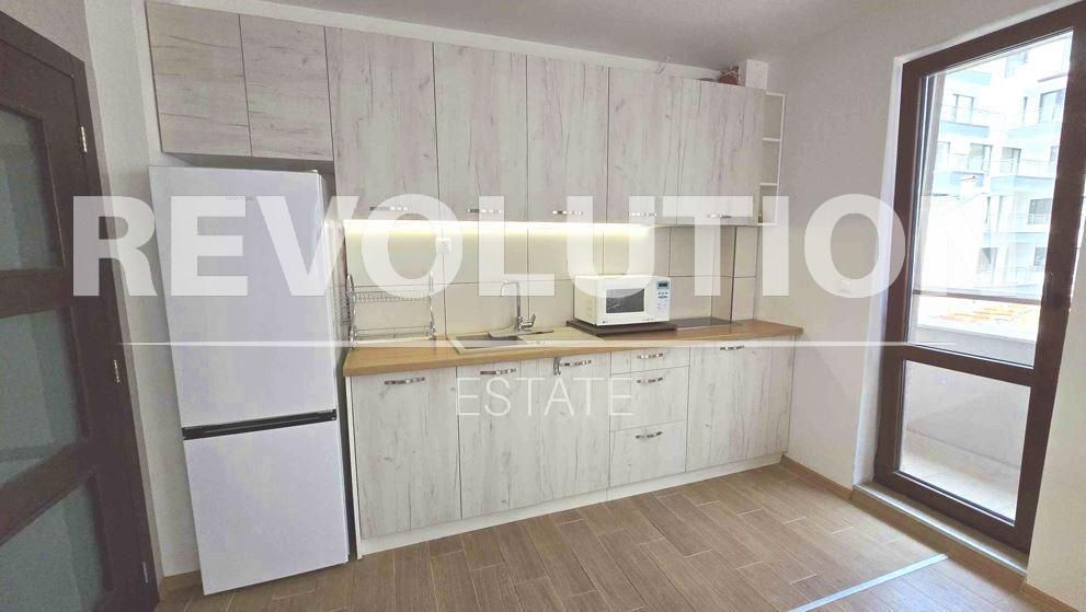 Дава се под наем Двустаен апартамент в Варна, Христо Ботев - 67 кв.м за 450 € - Снимка #3