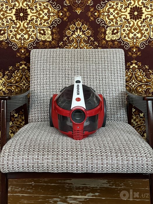 Пылесос Hoover TSBE1401