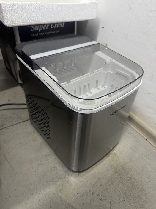 Льдогенератор настольный