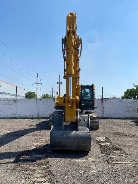 Гусеничный Экскаватор SDLG E6375FEH (1,9 m³). Навоий