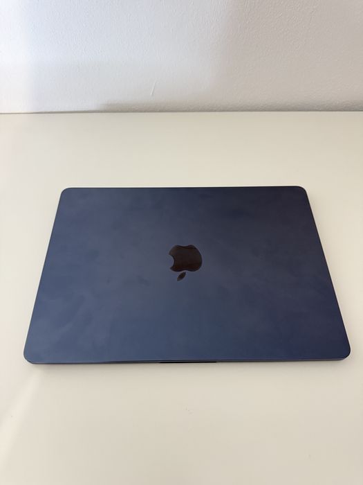 Macbook Air M2 Midnight 13,6” 256 GB