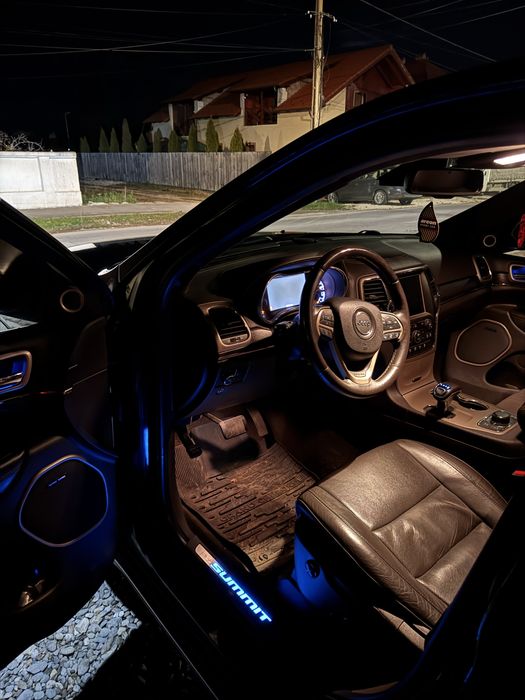 Jeep Grand Cherokee Summit