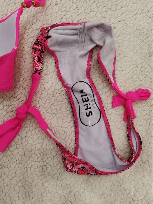 Цикламен дамски бански