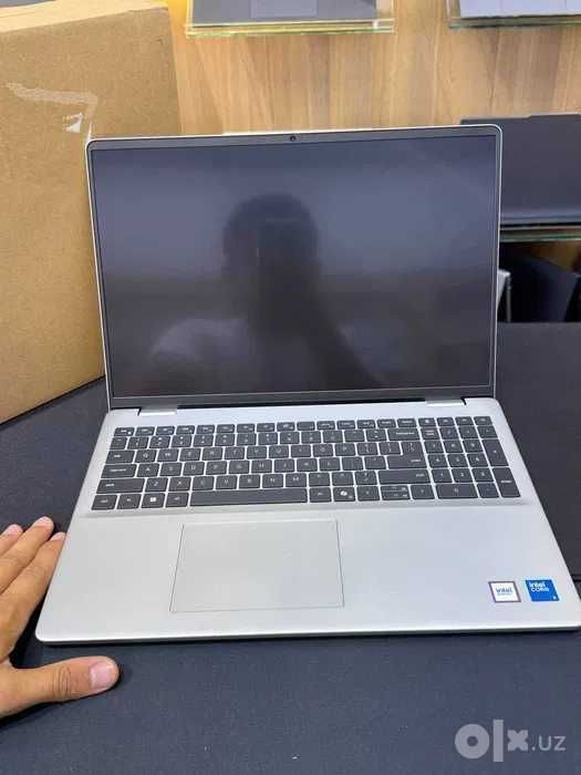 Laptop Dell 16 Intel Core 5 120U 8/512GB 16.0" IPS FHD+ Touch