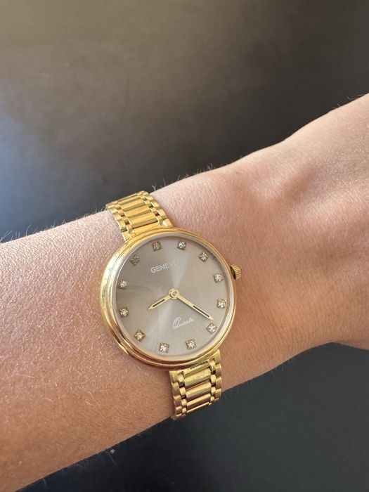 Часы золотые 750