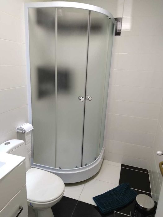 Cazare/inchiriere apart. in regim hotelier pentru firme si muncitori