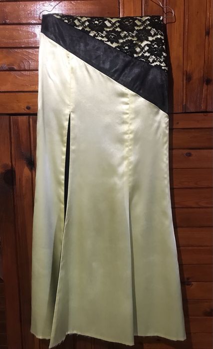 Официална рокля…