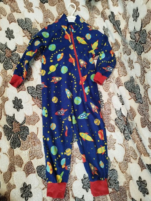 Флисовый комбинезон 4-6 лет