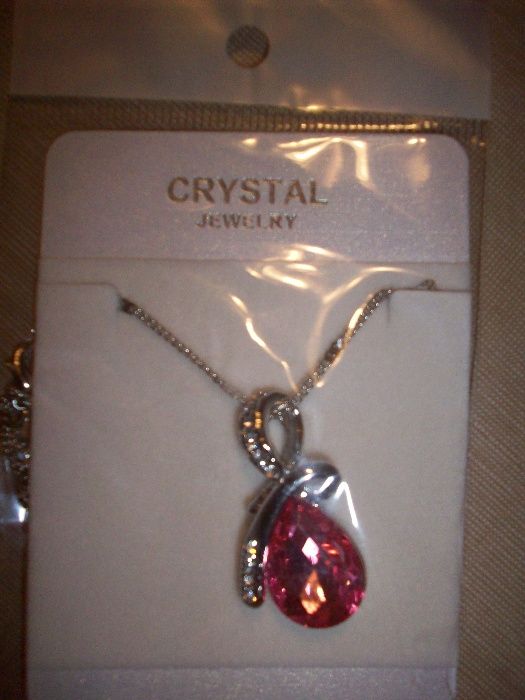 Колие с висулка: камък, сърце, надпис LOVE, фантазия, сърце в бутилка