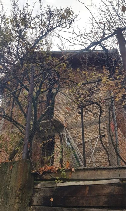 Продава къща в с.Скрино