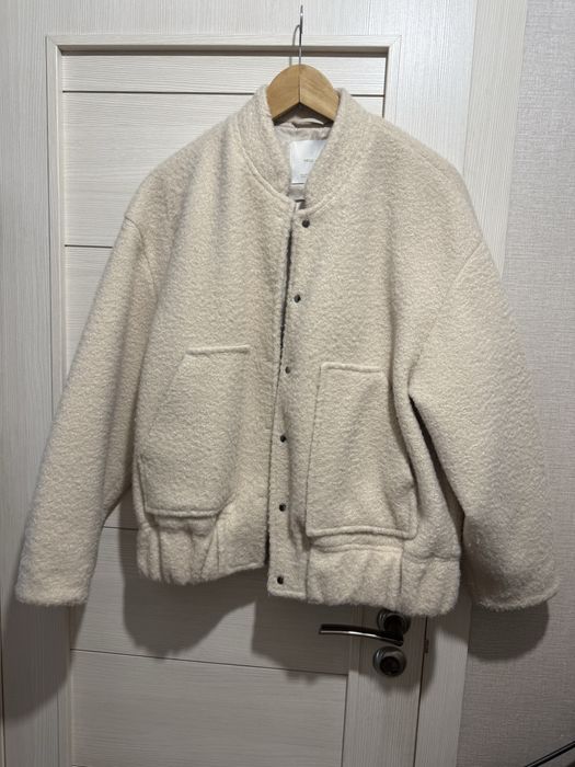 Шерстяной бомбер Mango