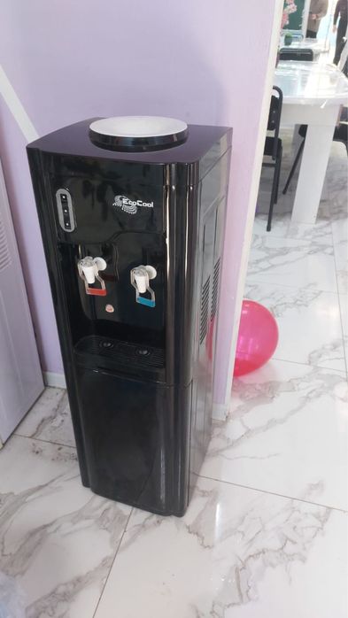 Диспенсер для воды