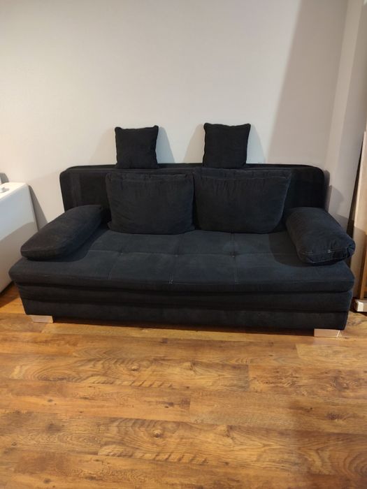 Разтегателен диван