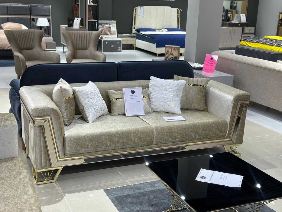 Диван с креслами