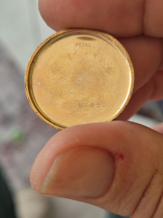 Антични дамски механични часовници