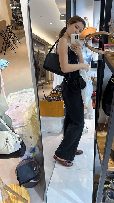 Кожаные сумки по 23500 тг