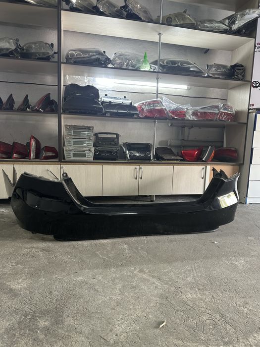 Задние бампера оригинал Тойота Камри 50-55