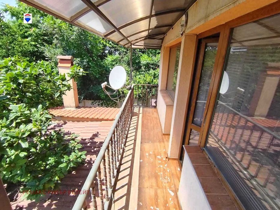 Дава се под наем Къща в Русе, в.з. Касева Чешма - 120 кв.м за 408 € - Снимка #12