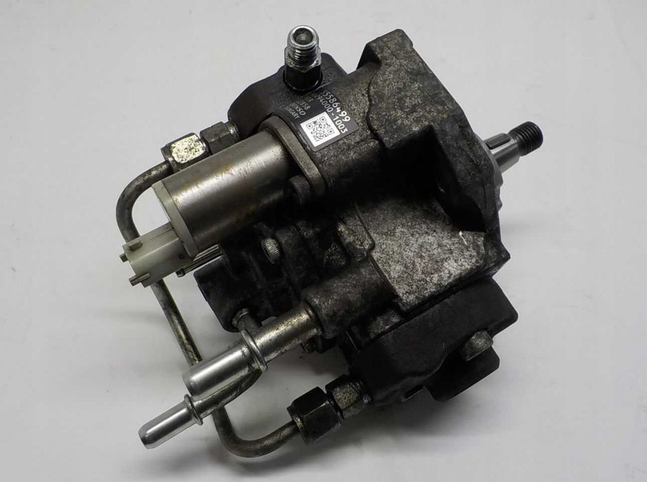 Pompa injectie Opel Astra J 1.7 cdti cod 55586499