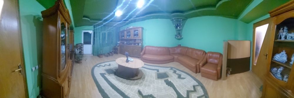 Vând apartament 3 camere