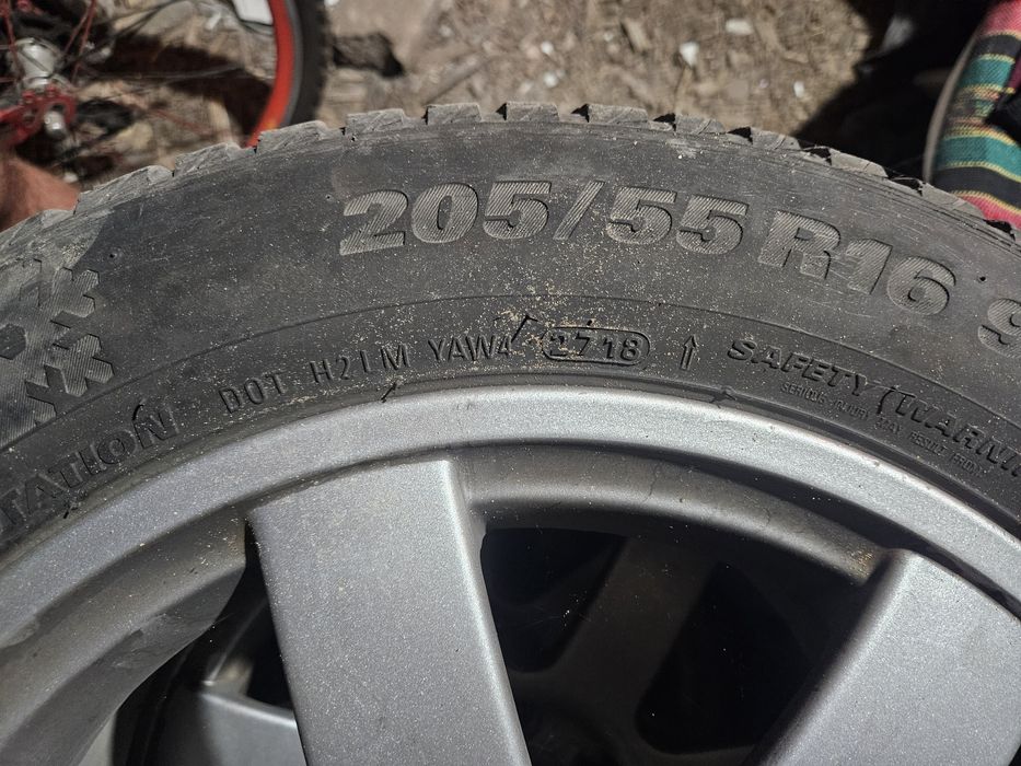 Зимни гуми с джанти  205/55 R16
