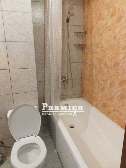 Продава се Двустаен апартамент в Бургас, Акациите - 65 кв.м за 939 €/кв.м - Снимка #6