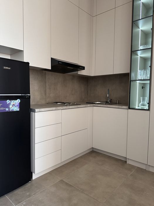 Сдается посуточно: студия на Новомосковской