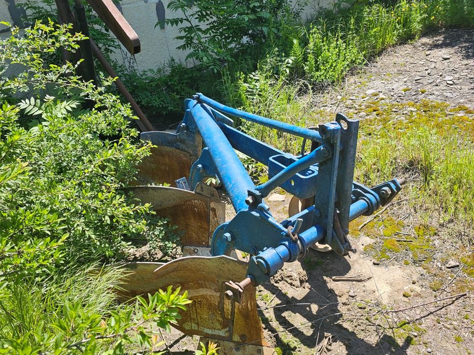 Tractor Universal 650