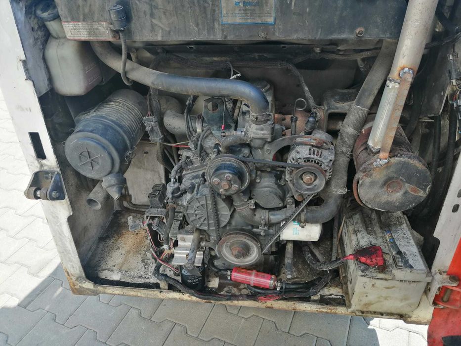 Miniincarcator frontal Bobcat 553