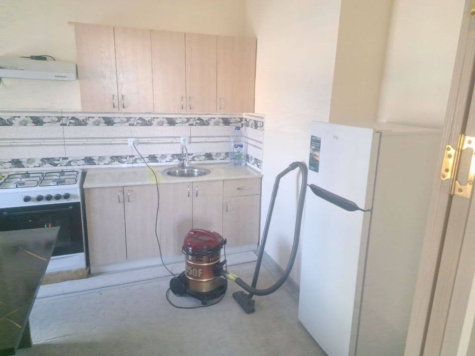 Motrid 3 etaj 2 xonali sotiladi